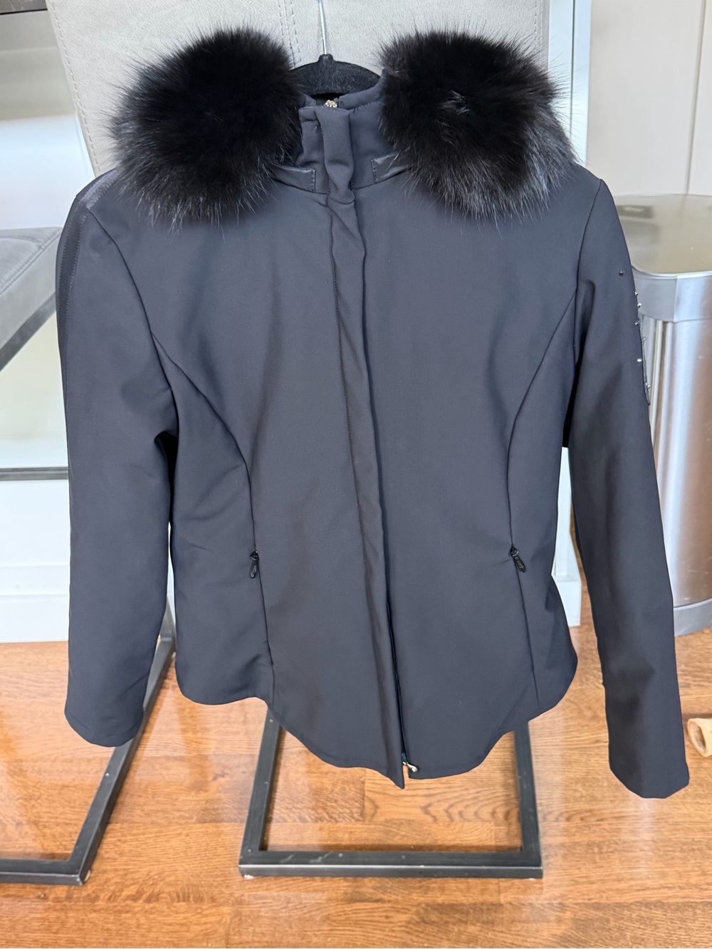M .Miller furs Black Women's Jacket with removable Fur Trim, msrp $895, NWOT sm